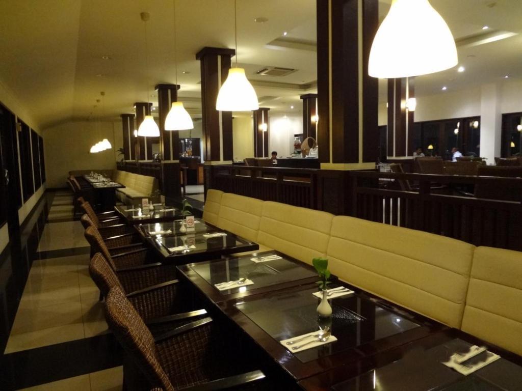 Hotel Oasis Atjeh 3*